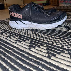 HOKA ONE ONE Clifton 6